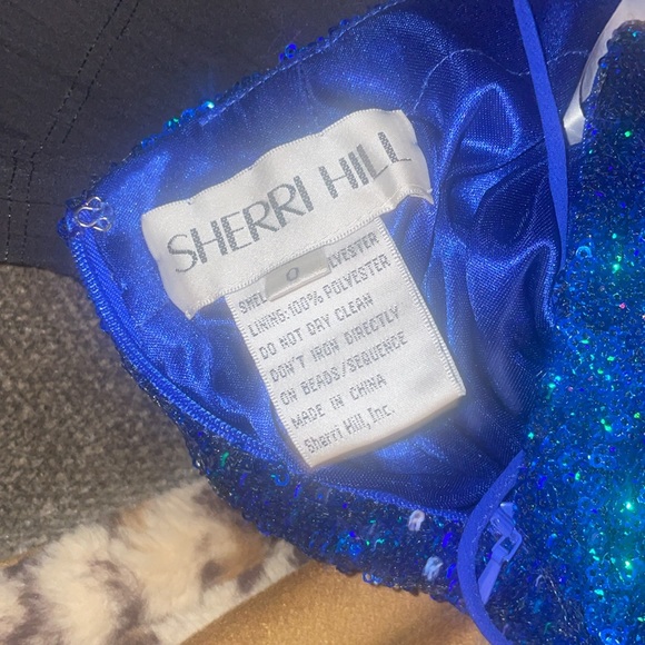 Sherri Hill Blue Sparkly prom dress. Worn once. Size 0 train & crossed back - Picture 5 of 5